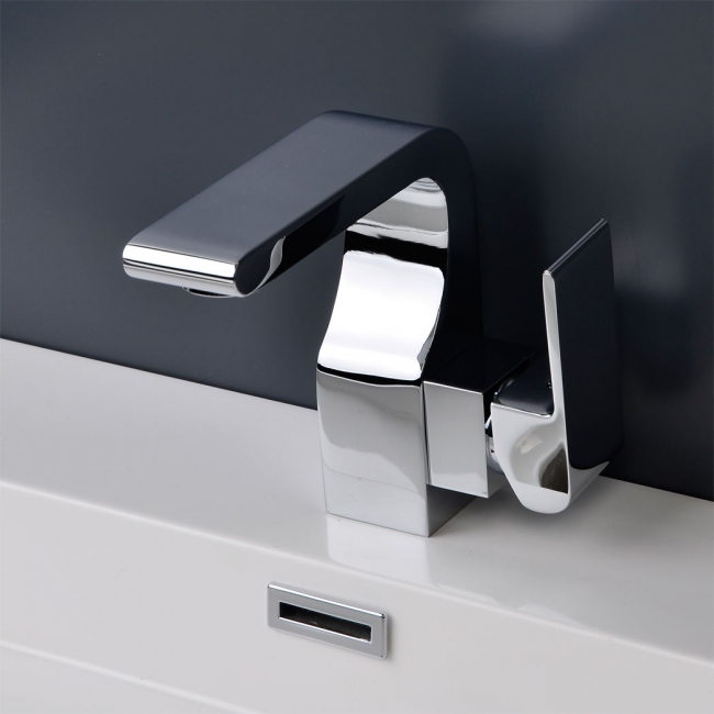 CBI Oceanus Single Hole Bathroom Faucet in Chrome CL-JDL8851000